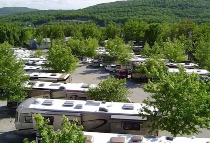 فندق Branson Koa Campground