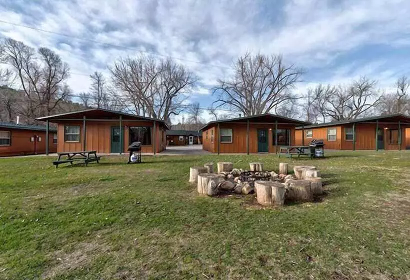 هتل Canyon Lake Resort