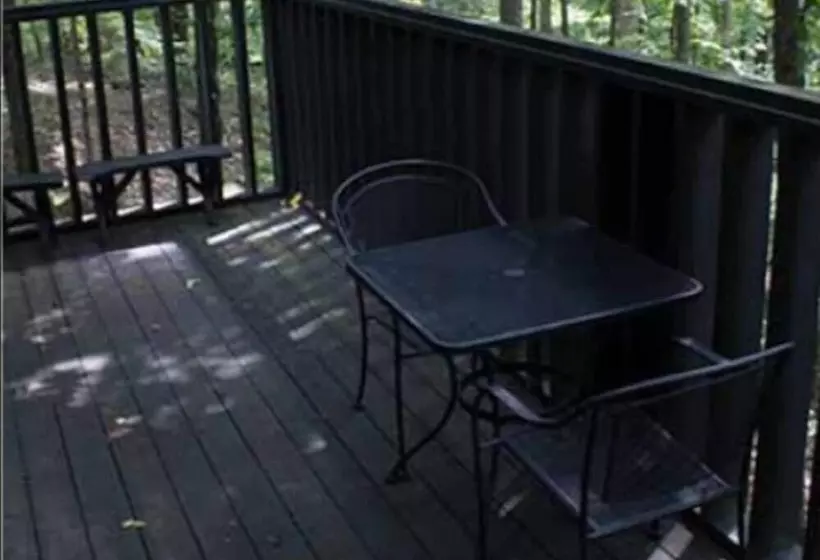 Hotelli Giant City Lodge