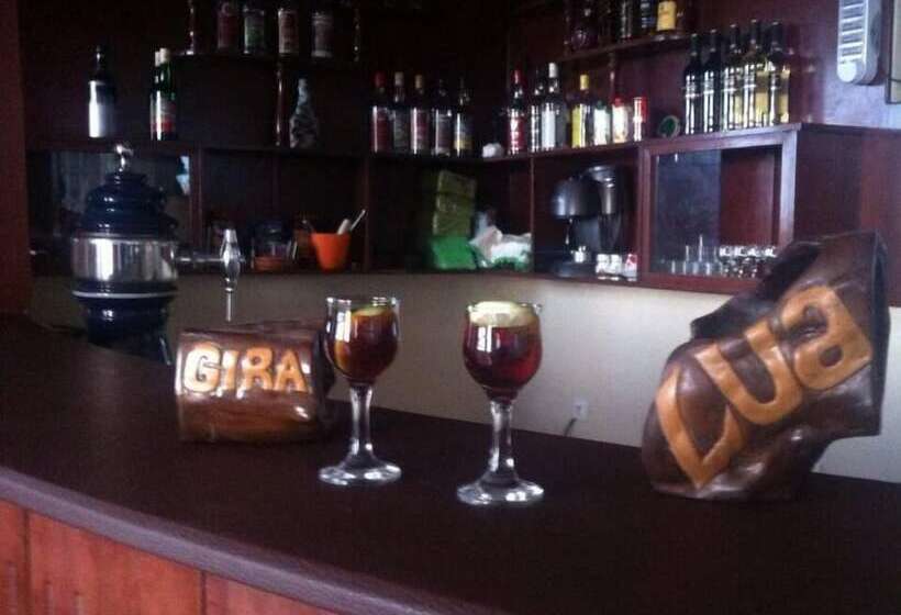 هتل Gira Lua