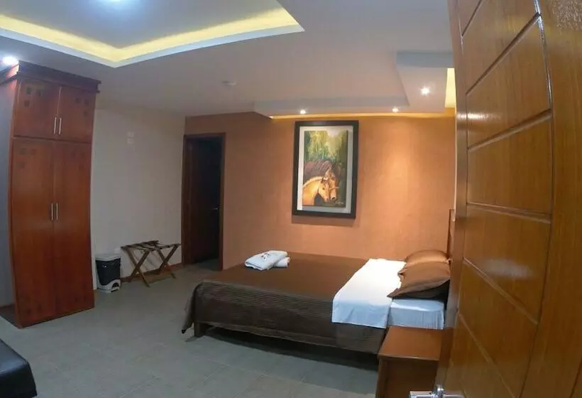 ホテル La Belle Vue Lodge