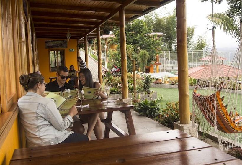 בית מלון כפרי La Belle Vue Lodge