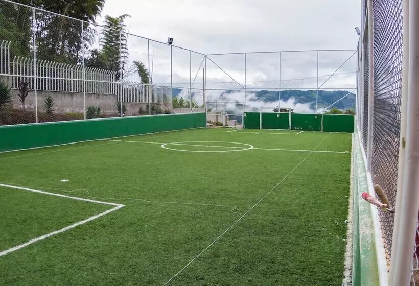 ホテル La Belle Vue Lodge