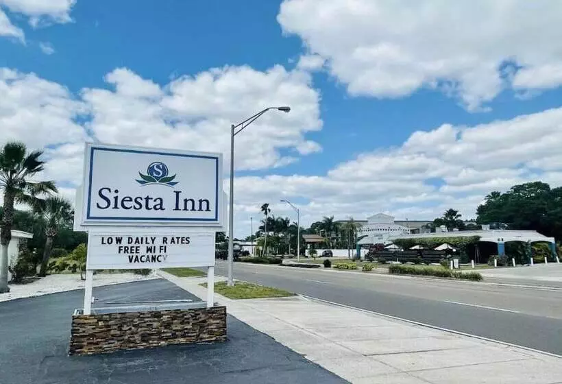 ホテル Siesta Inn
