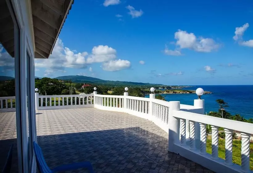 هتل Villa Juanita