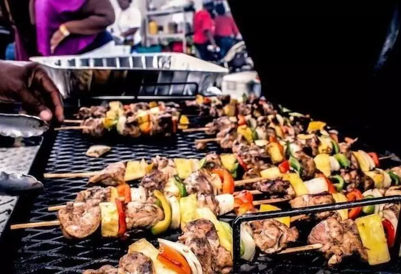 هتل Villa Juanita