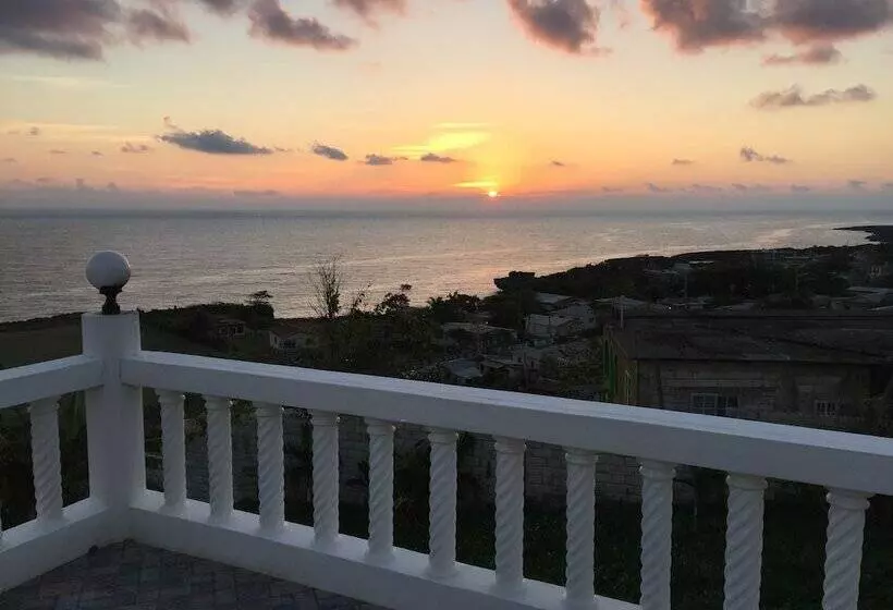 هتل Villa Juanita