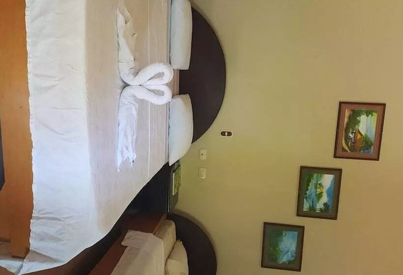 Hotelli Vista Al Tortuguero