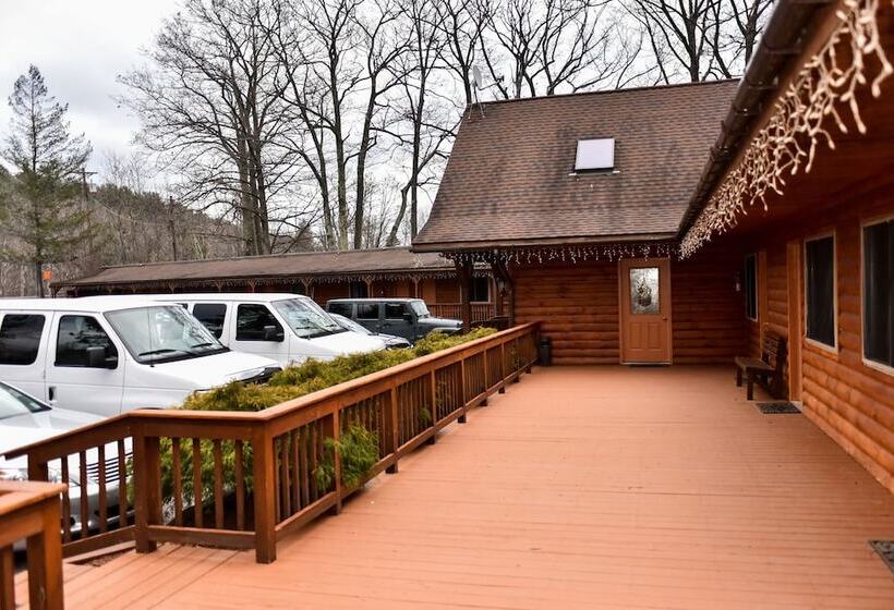 בית מלון כפרי Xenia Resort