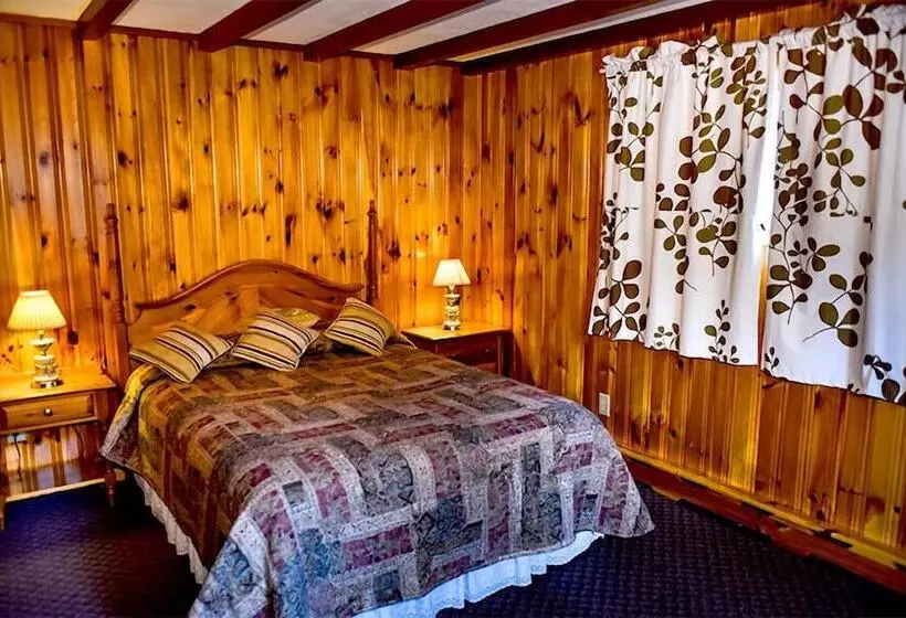 Hotelli Xenia Resort