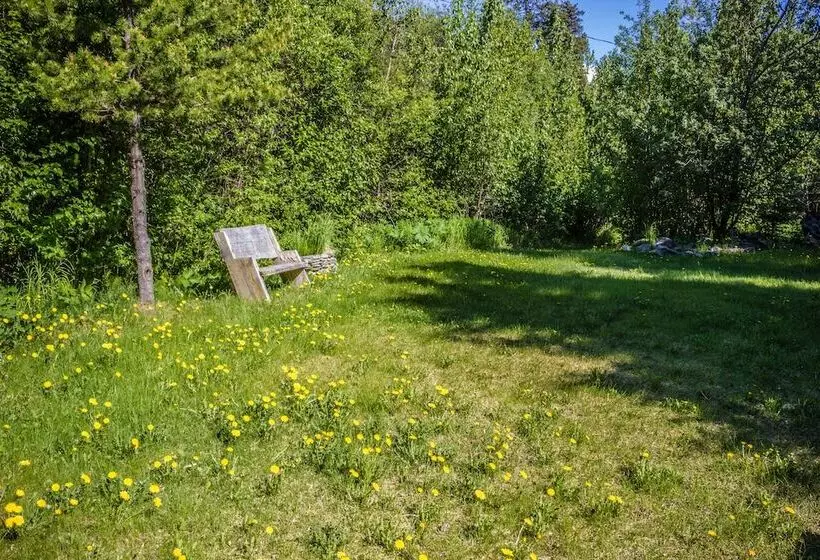 Midnight Sun Log Cabins