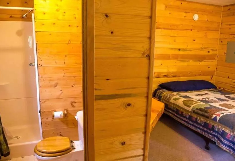 Midnight Sun Log Cabins