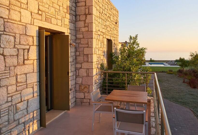 פנסיון Callisto Seaside Homes & Suites