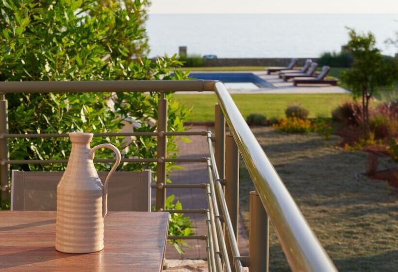 פנסיון Callisto Seaside Homes & Suites