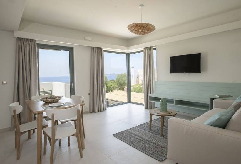 פנסיון Callisto Seaside Homes & Suites