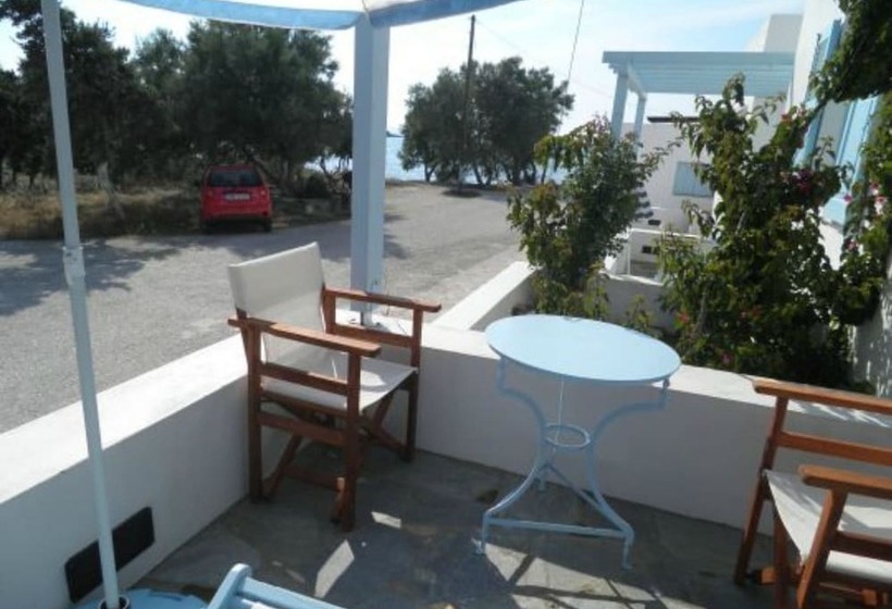 بنسيون Kavalieros Studios