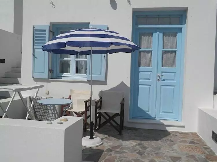 ペンション Kavalieros Studios