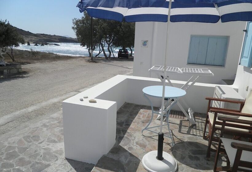 بنسيون Kavalieros Studios