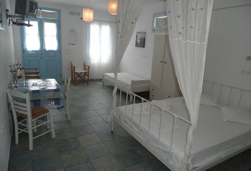 بنسيون Kavalieros Studios