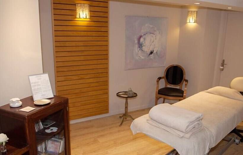 ペンション La Villa   Bordeaux Chambres D Hôtes