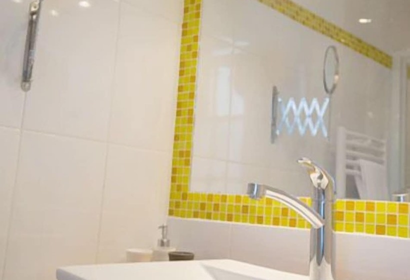 ペンション La Villa   Bordeaux Chambres D Hôtes