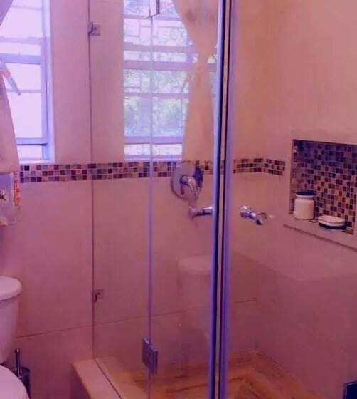 پانسیون Sea Piton View Apartment