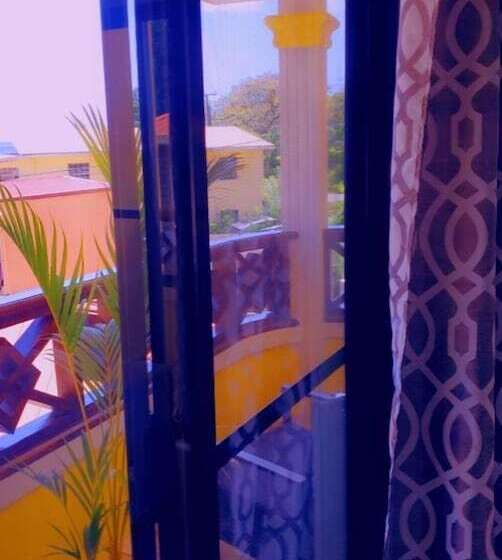 پانسیون Sea Piton View Apartment