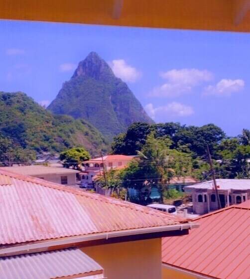 پانسیون Sea Piton View Apartment