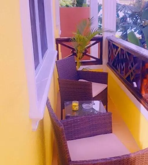 پانسیون Sea Piton View Apartment