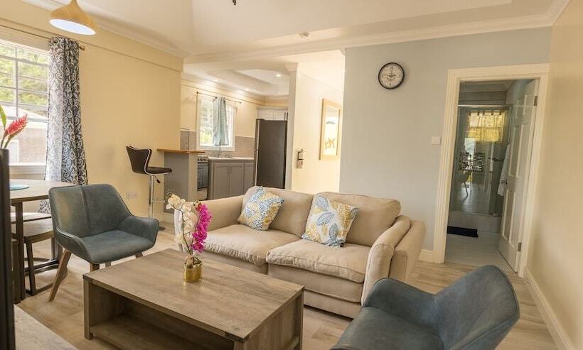 پانسیون Sea Piton View Apartment