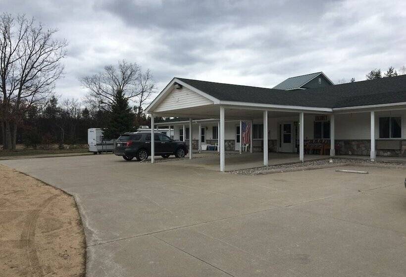 Scully S Manistee Outpost Motel
