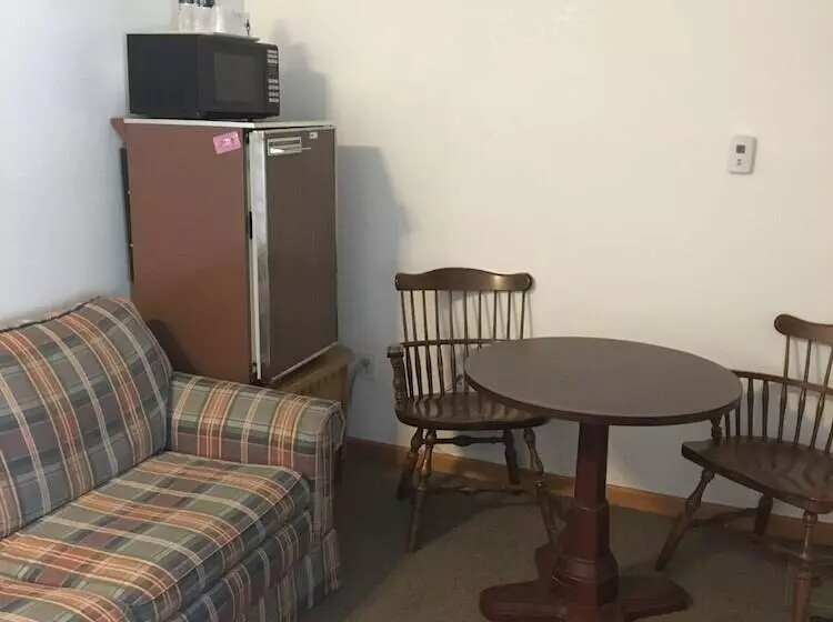 Scully S Manistee Outpost Motel