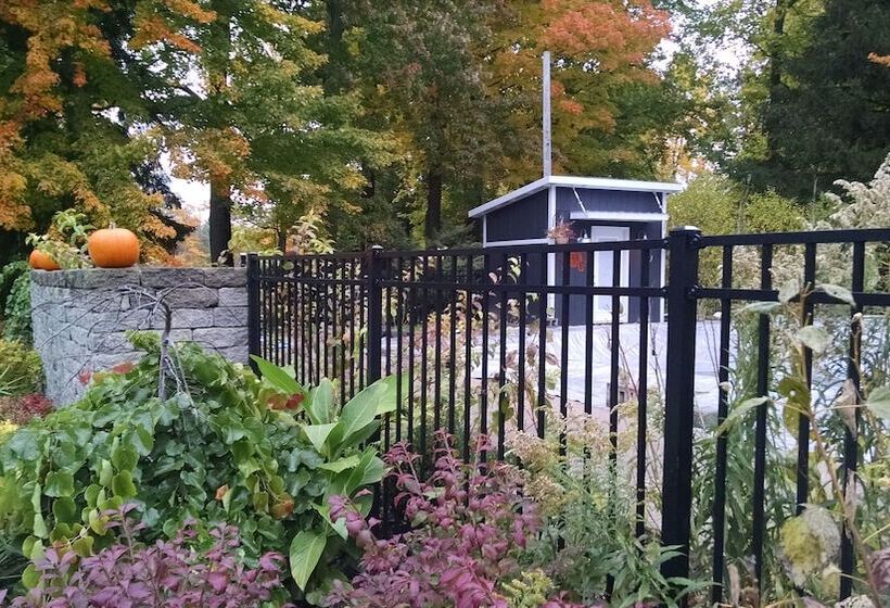 The Saugatuck Retro Resort Motel