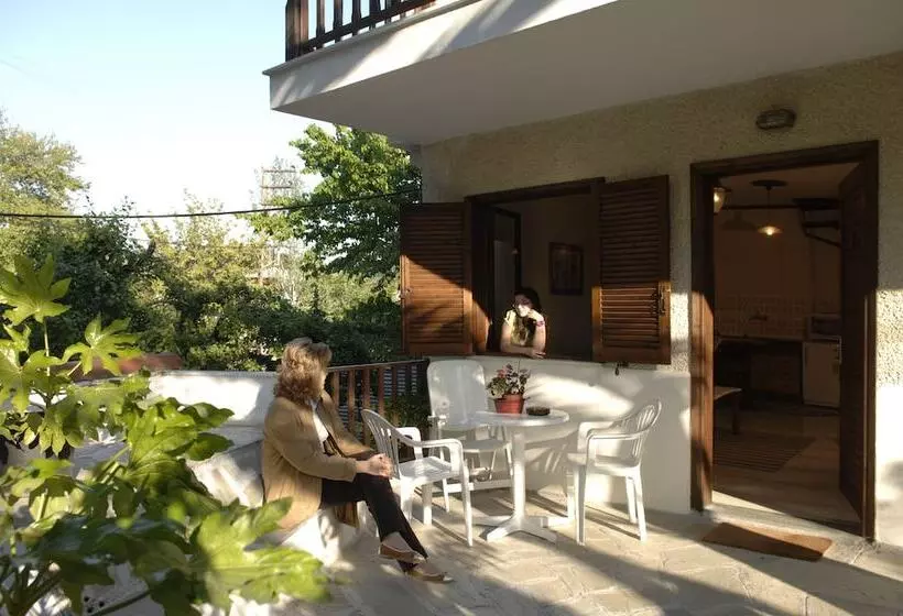 Apartments Hotel Magani