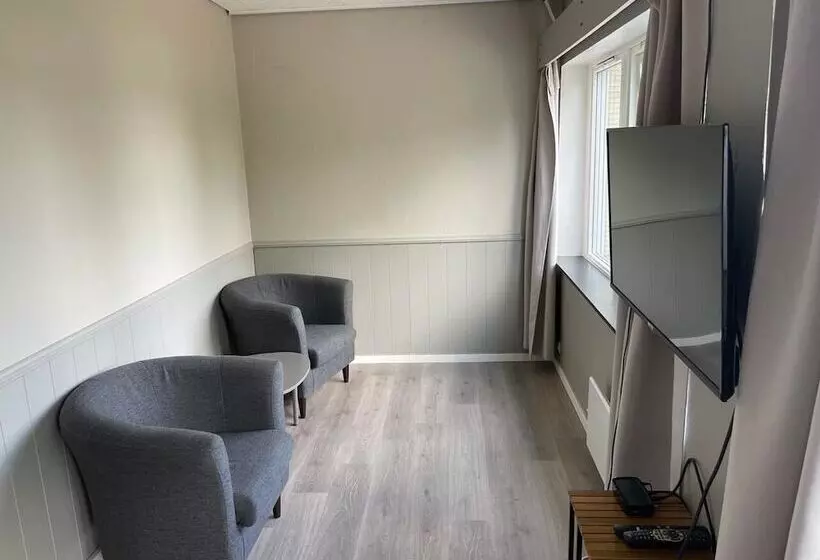 Hostelli Sørreisa Hotell