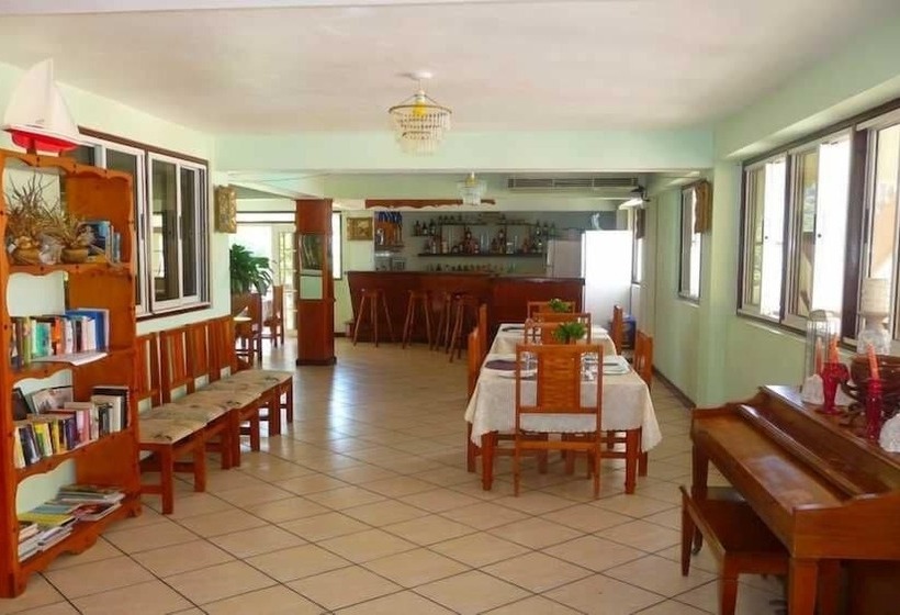 هتل Carriacou Grand View