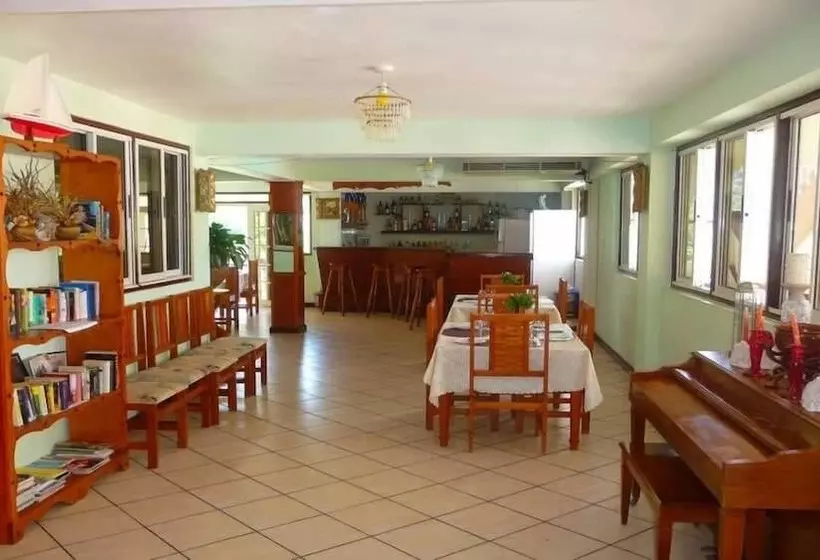 هتل Carriacou Grand View