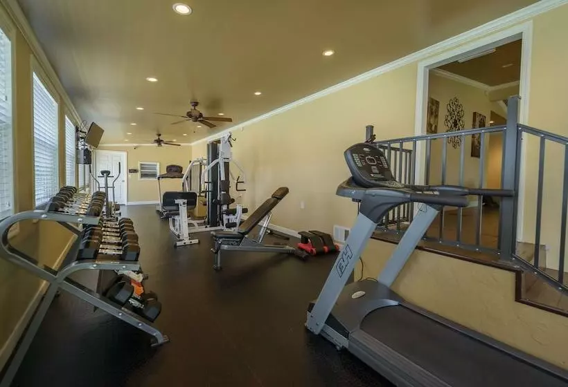 Hotelli Club Naples Rv Resort