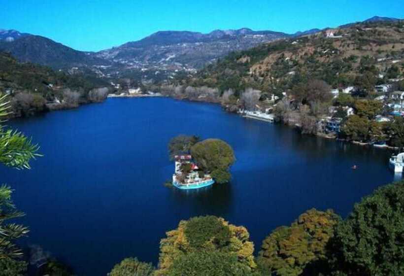 בית מלון כפרי Fredy S Bungalow