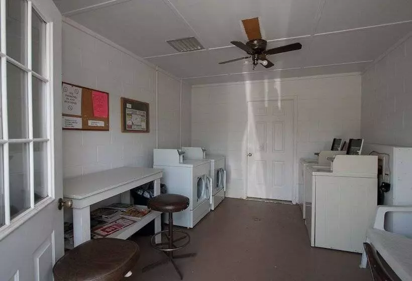 Hotelli Hidden Cove Rv Resort