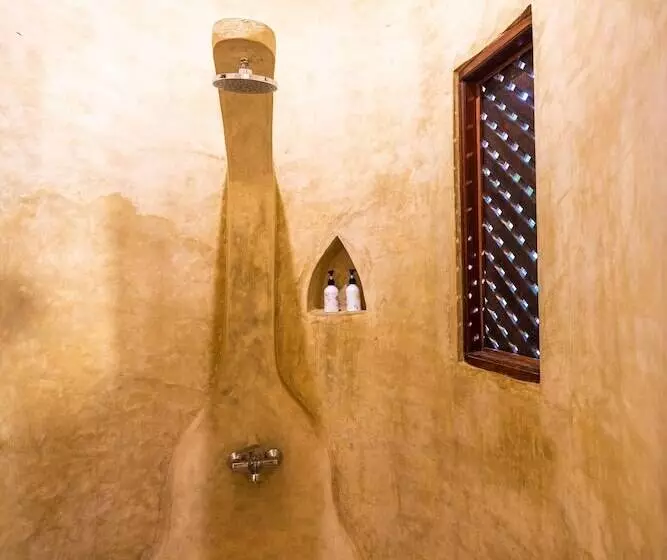 Hotelli Milele Villas