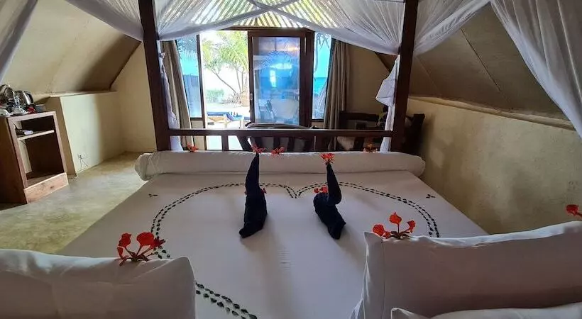 Hotelli Milele Villas