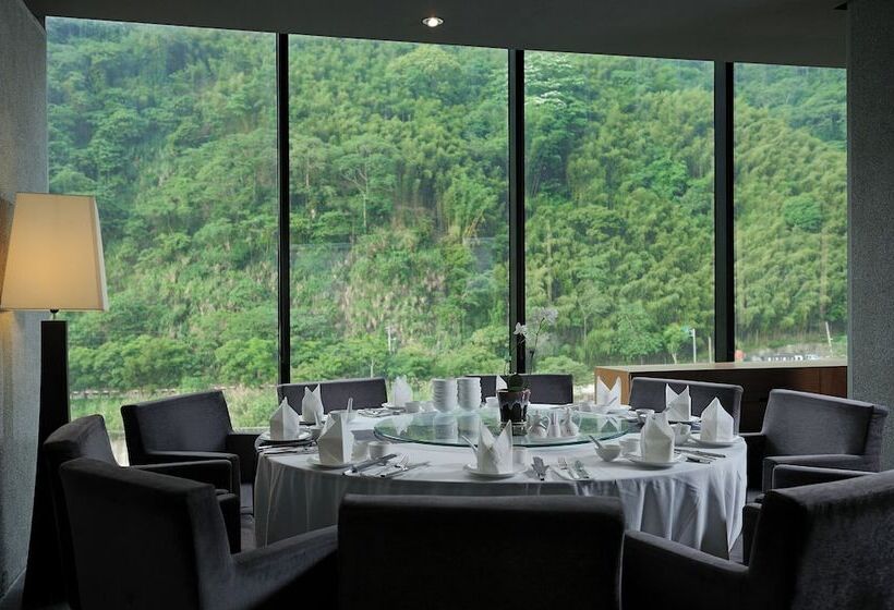 هتل Onsen Papawaqa