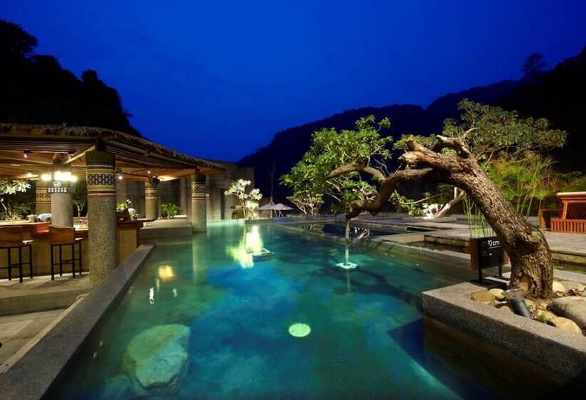 هتل Onsen Papawaqa