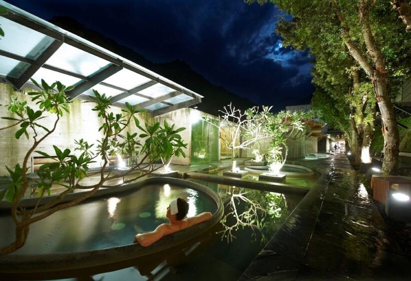 هتل Onsen Papawaqa