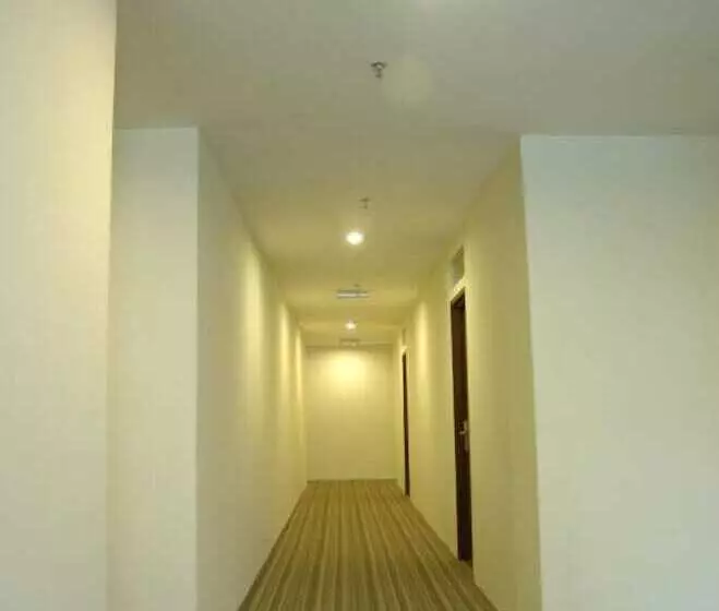 ホテル Petanak Lodge