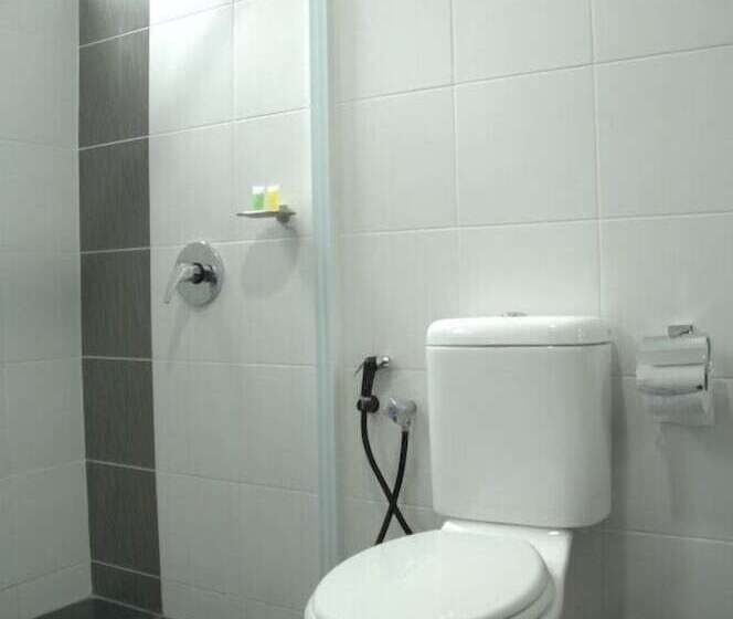 Отель Petanak Lodge