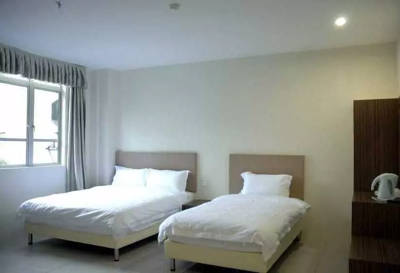 ホテル Petanak Lodge