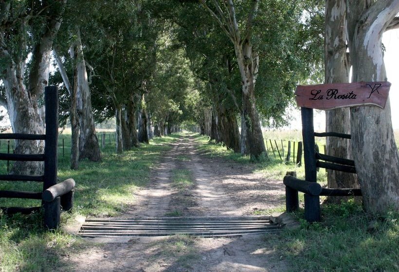 فندق ريفى Estancia La Rosita