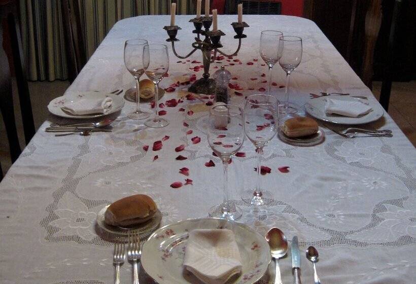 فندق ريفى Estancia La Rosita